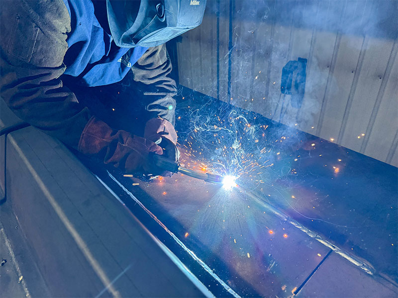 Rugged fabrication bay